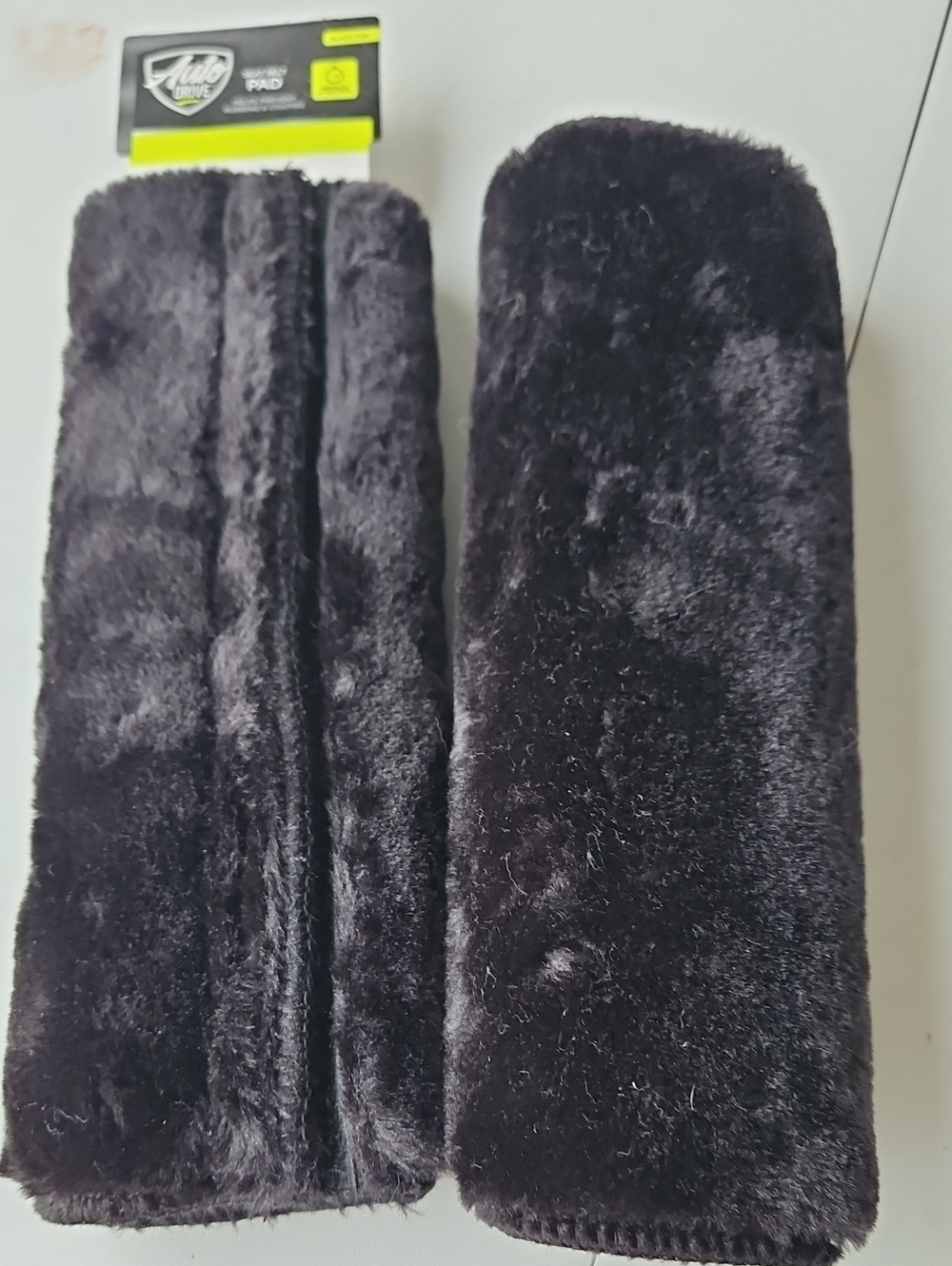 Glide Drive Black Plush Seat Belt Shoulder Pads - Set of 2